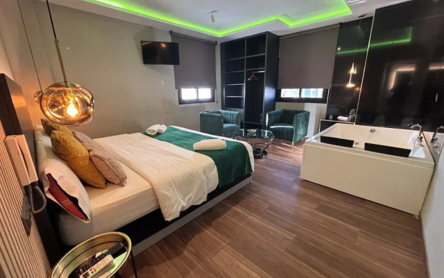 DAOS Suites Terrace Marbella