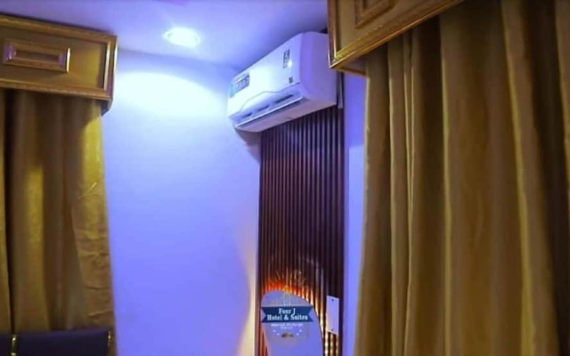 FourJ Hotel and Suites