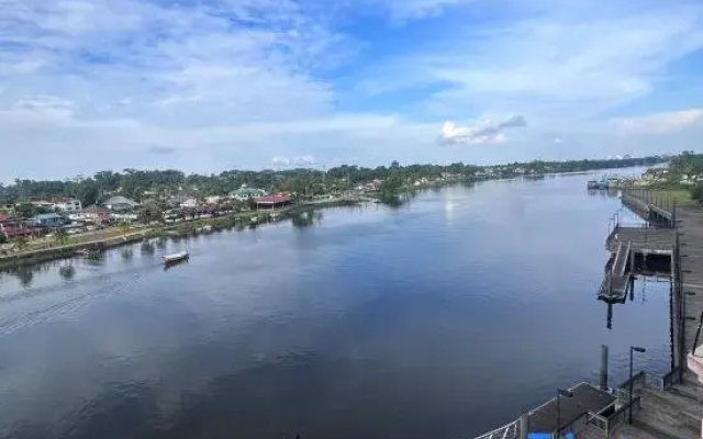 Nicely Riverbank suites 405 @Riverview