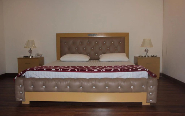 Grand Millennium Hotel Lahore