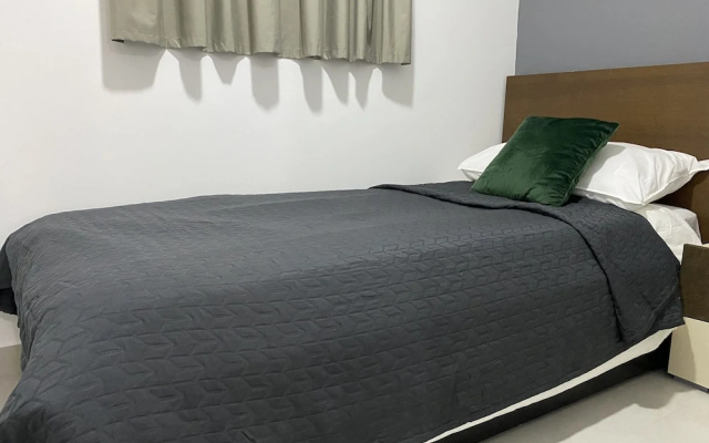 La mer Specious Apartment