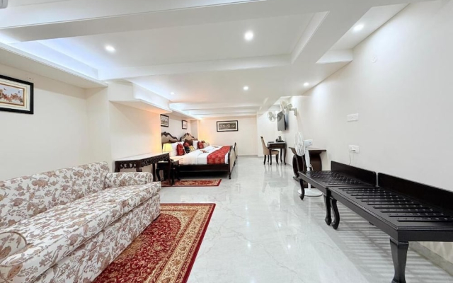 Palm Residences and Suites