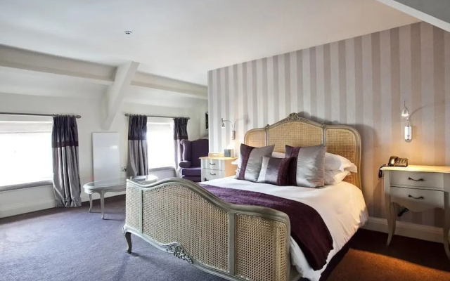 The Royal Hotel