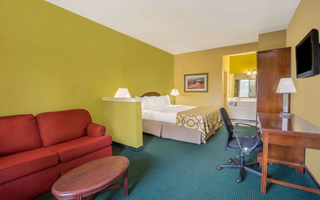 Baymont by Wyndham Warrenton
