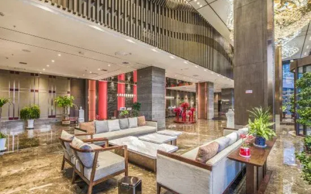 ZhangYe Pinzun International Hotel (Ganzhou District Zhangye West Station)