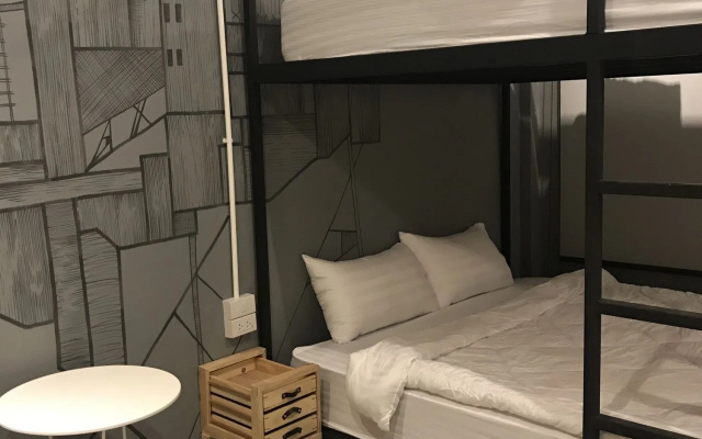 Slumwhite Hostel