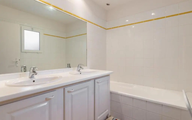 Villa a Biscarrosse Avec Piscine Chauffee Et Jardin Pour 6 Personnes - Fr-1-521-93
