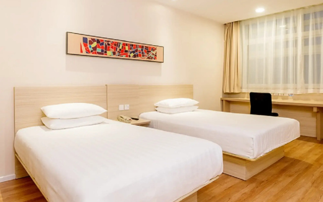 HanTing Hotel (Luoyang Sports Center)