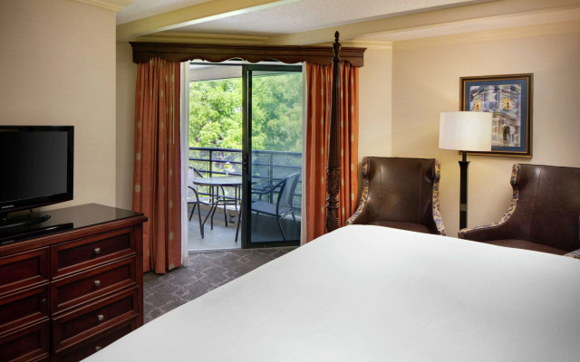 Desmond Hotel Malvern, a DoubleTree by Hilton