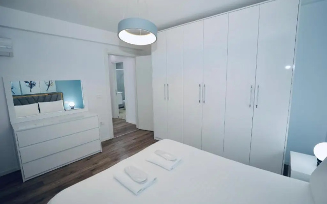 Miku Apartment-Extraordinary 1BD At Blloku Area