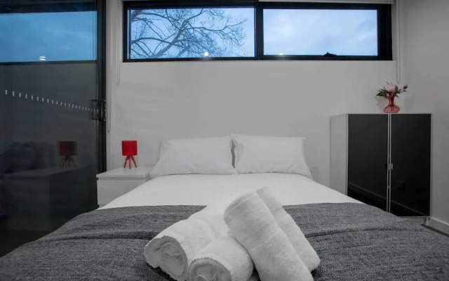 106*Modern Prestige*3-Storey New Establishment