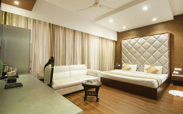 The Asian Suites-Huda City Centre