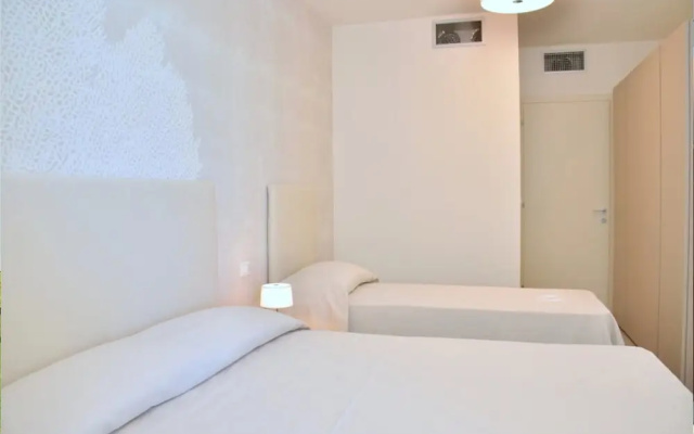 Bright White Flat in the Heart of Bibione
