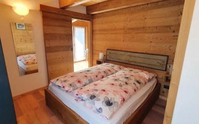 Paradise Lodge