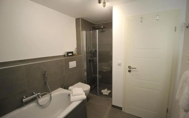 Haus-Berthin-Bleeg-App-1
