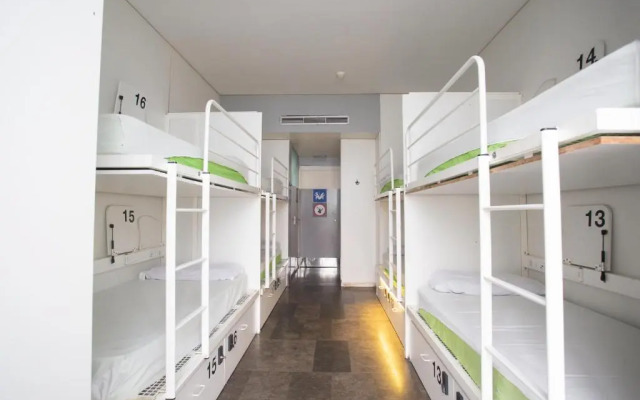 Urbany Hostel BCN GO!