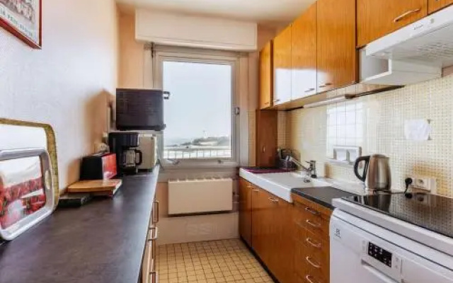 Apartment Biharri