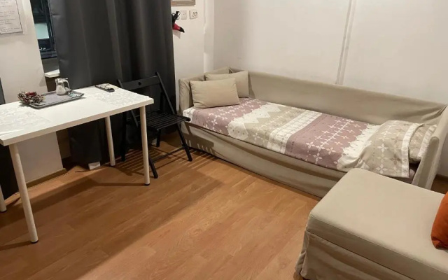 Studio Piata Amzei NR.1 (8 A)