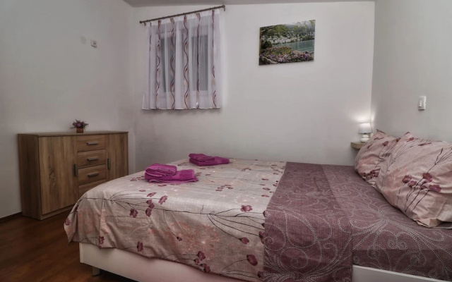 Apartment Bozac