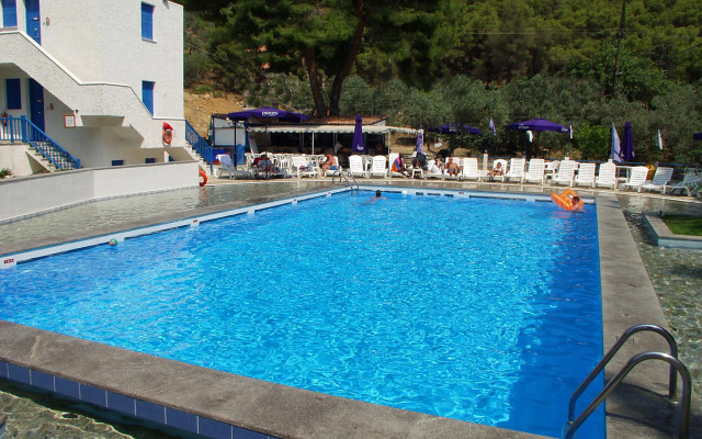 Cascade Holiday Resort