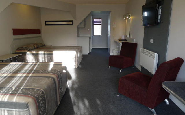 The Village Inn Hotel