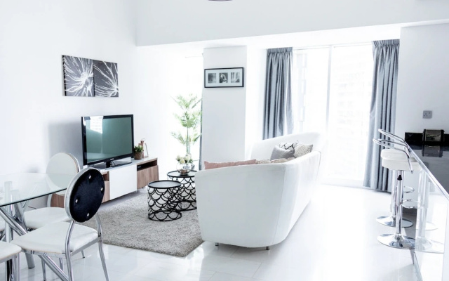 Nasma Luxury Stays - Cayan Tower