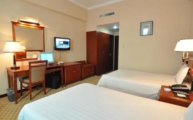 Jiayan Hotel