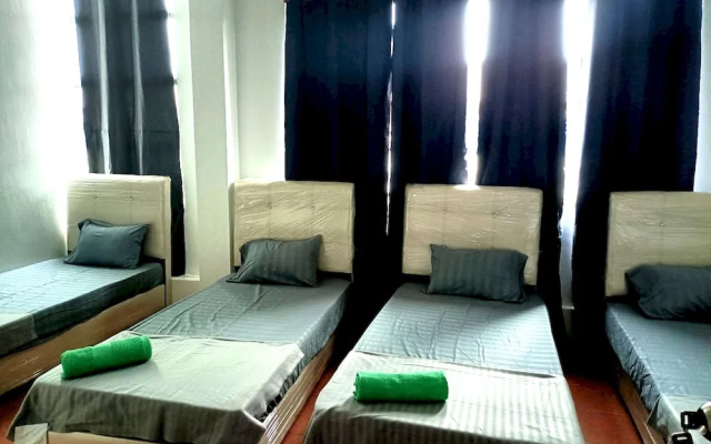OYO HOME 90768 Flo Inn Motel