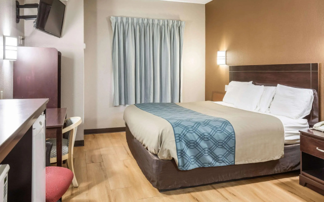Econo Lodge Morristown West