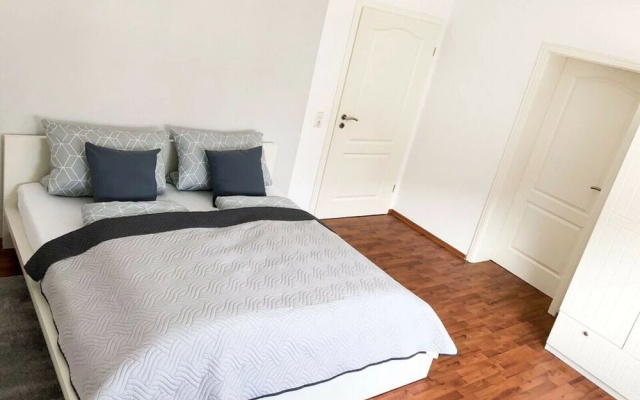 Attractive Apartment in Freiberg near Center