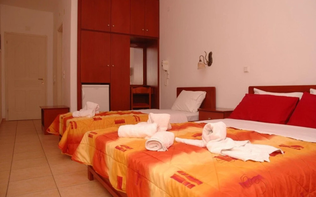 Agnanti Hotel Alonissos Triple Room Sea View