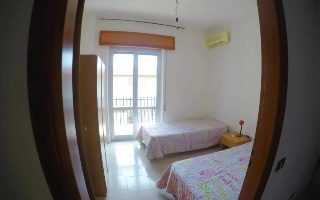 Apartment 500m from the sea