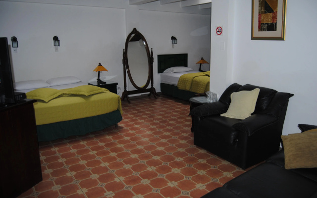 Hotel Fuente de Piedra II