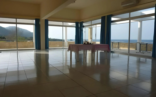 Aphrodite Beach Hotel