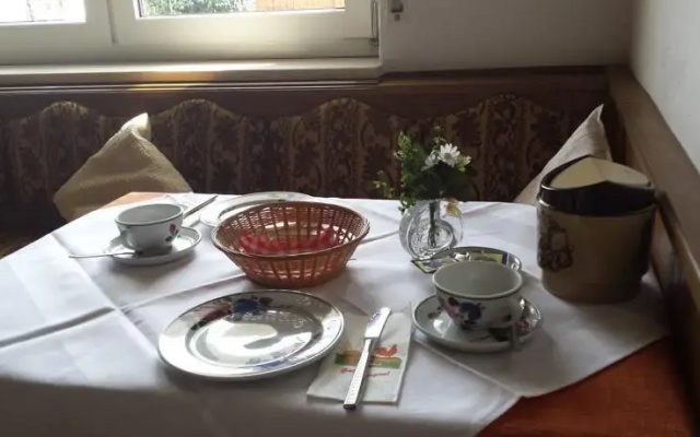 Pension Schalli Haus am Faakersee