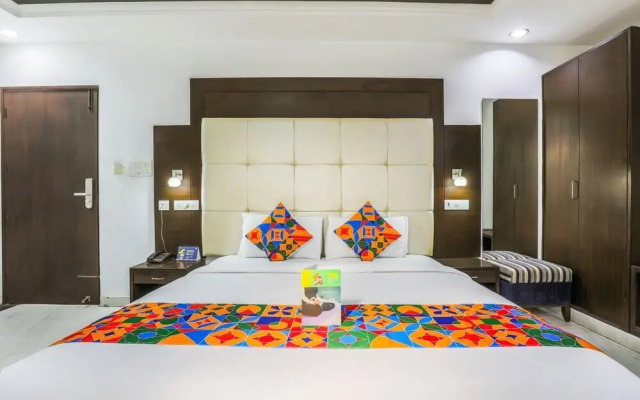 Hotel Ocean by FabHotel