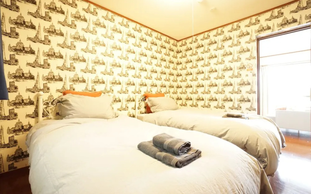 PINK Suite HOUSE
