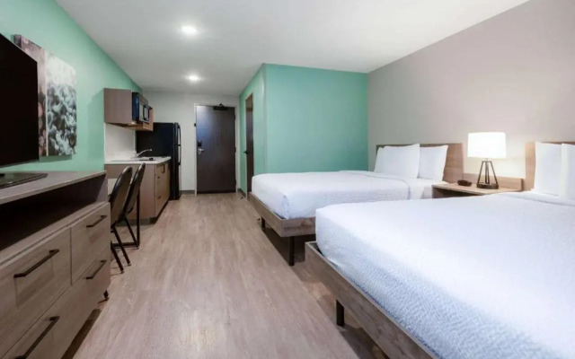 ECHO Suites Extended Stay by Wyndham Richmond West