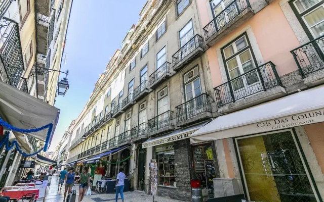 LxWay Apartments Correeiros