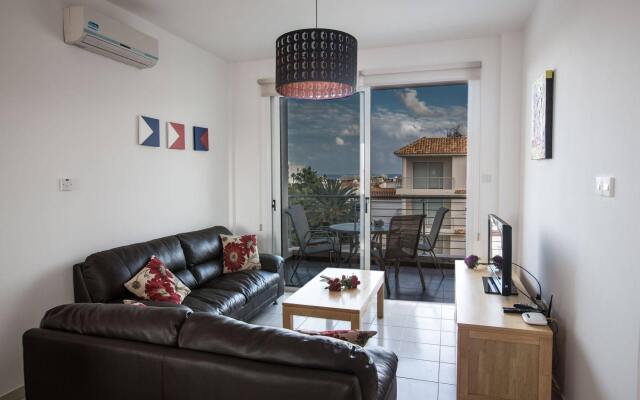 Отель Palm Village Villas Кипр, Протарас - отзывы, цены и фото номеров - забронировать отель Palm Village Villas онлайн комната для гостей