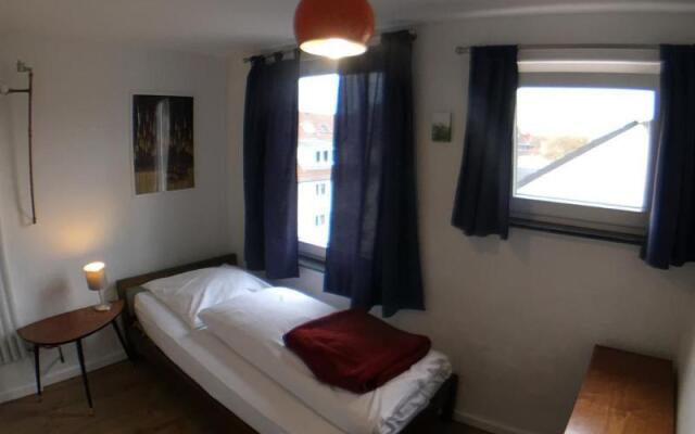Отель Weltempfänger Hostel Германия, Кёльн - отзывы, цены и фото номеров - забронировать отель Weltempfänger Hostel онлайн комната для гостей