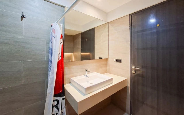 Splendid 1Br At Carstensz Residence