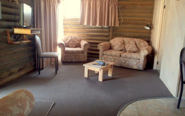 Lazy Acre Log Cabins