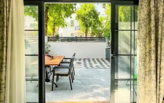 Ida Hotel