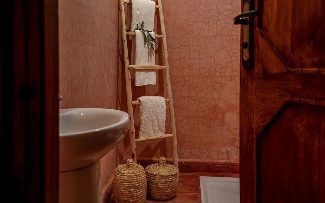 Kasbah Sahara Services Hotel