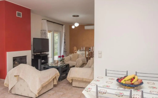 Spacious Seaview House with Garden at Palaiokastro