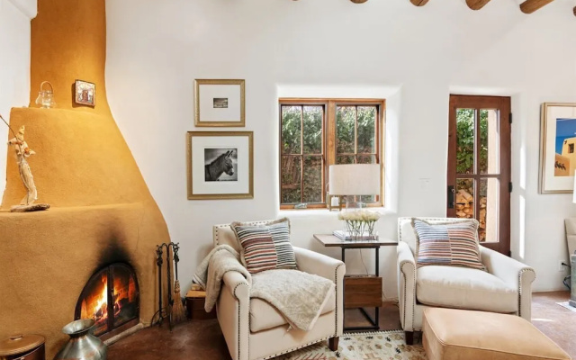1BD Carmel