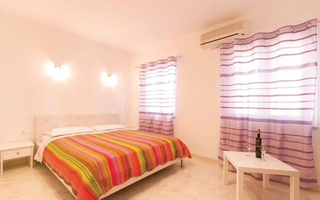 Stunning Apartment in Fazana With 1 Bedrooms