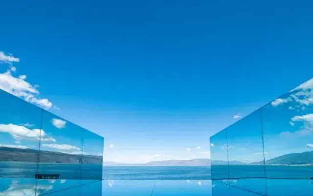 Dali Erhai Lake · Lake Residence Time Seaview Inn