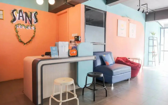 Sans Hotel Roxy Jakarta